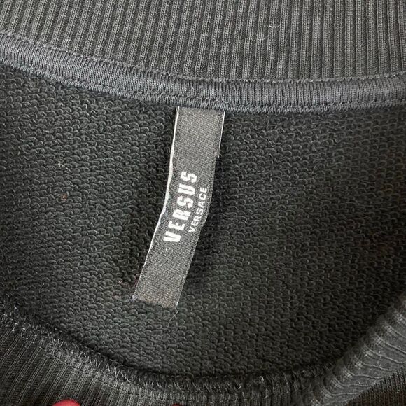 Versus Versace Women Black Sweatshirt Crewneck Pullover Velour Logo Luxury sz S - Picture 3 of 11